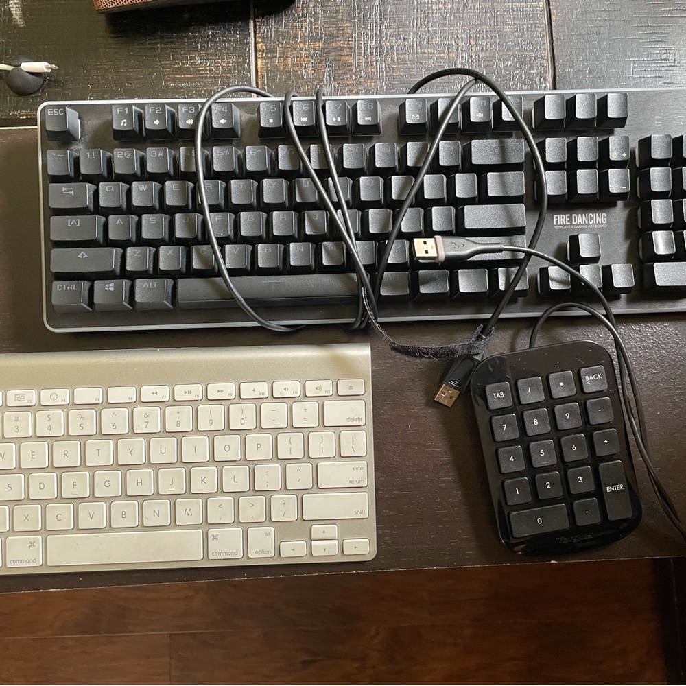 Bundle of keyboards